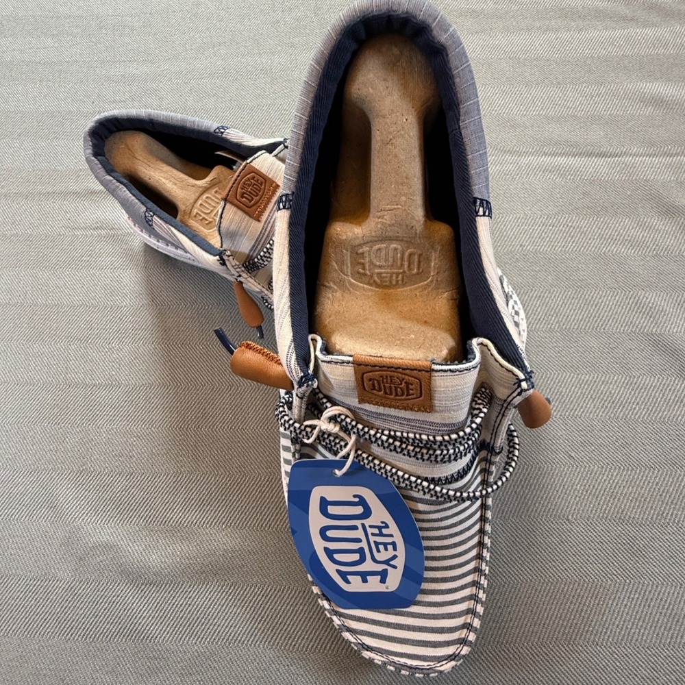 Hey Dude Wally Tri Nu Prep Sargasso Blue White Striped Loafers Mens 10 2525